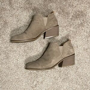 Dr. Scholl’s booties